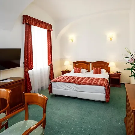 Szidonia Castle Hotell