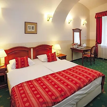 Szidonia Castle Hotel 4*