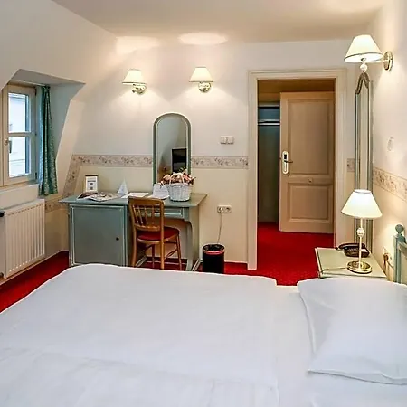 Hotel Szidonia Castle