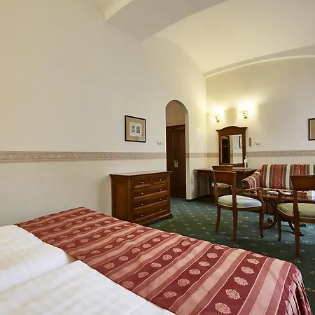 Szidonia Castle