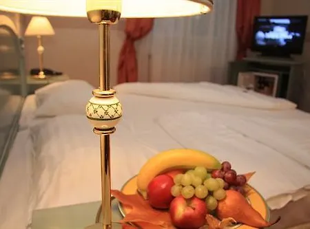 Hotel Szidónia Castle Röjtökmuzsaj