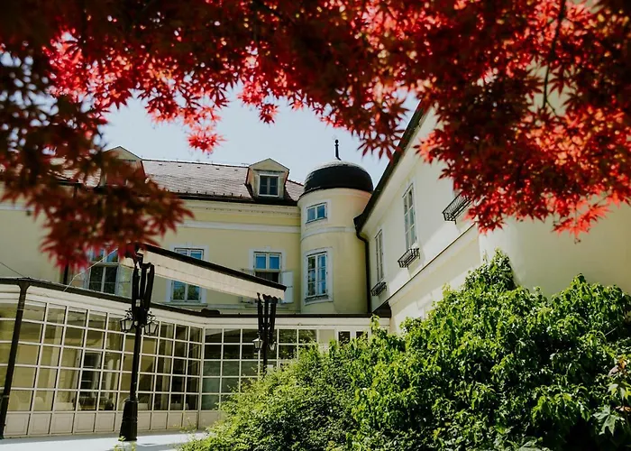 Szidonia Castle מלון Röjtökmuzsaj