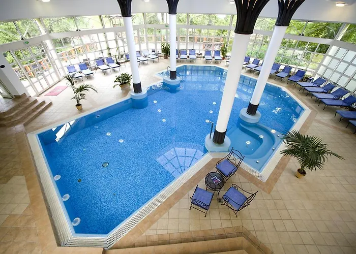 Szidonia Castle Hotel 4*